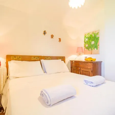 4 Bedroom Cozy In *